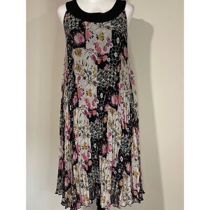 Essentials By Milano Dress. Size 6‎